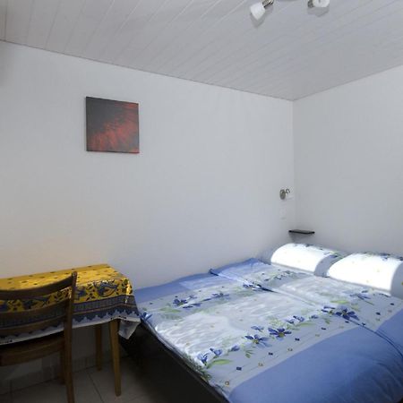 Hotel-Gite Rural A 3 Km De Delemont Courcelon 객실 사진