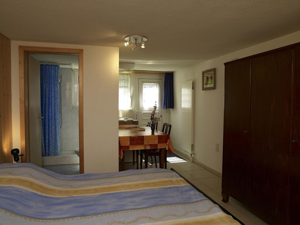 Hotel-Gite Rural A 3 Km De Delemont Courcelon 외부 사진